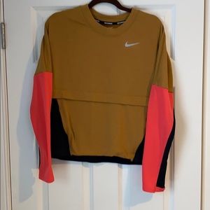 Like New Dryfit Sweatshirt